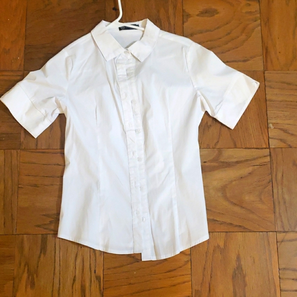 Fitted white blouse.  Size M